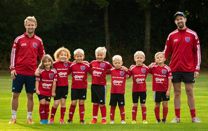 Bergkvara AIF PF17-18. Från vänster: Markus, Emma, Micha, Leon, Thor, Erik, Malte, Melker, Mikael.